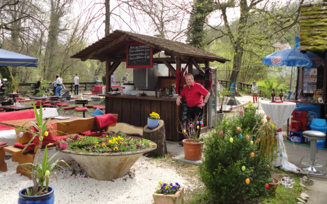 Biergarten Minigolf Insel